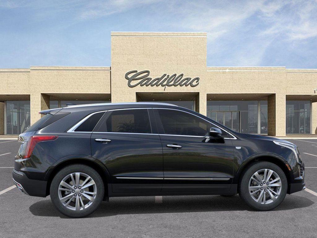 new 2025 Cadillac XT5 car, priced at $54,034