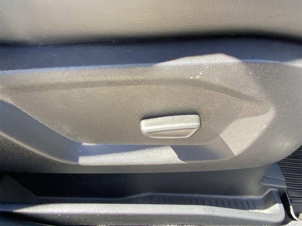 used 2024 Ford Edge car, priced at $30,921