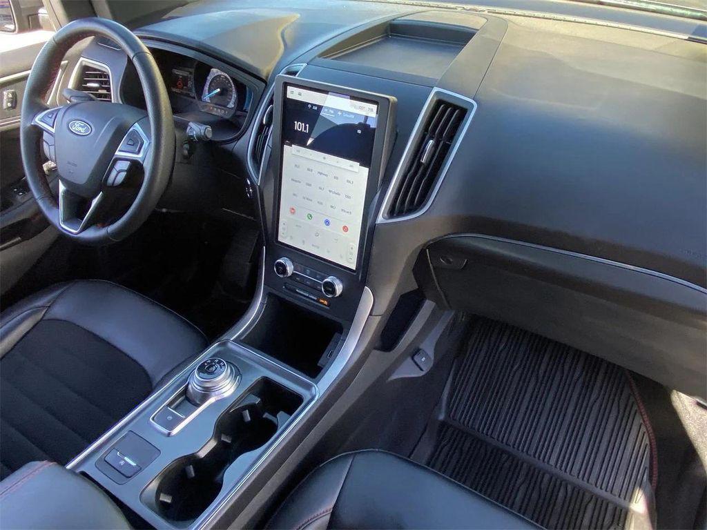 used 2024 Ford Edge car, priced at $30,921