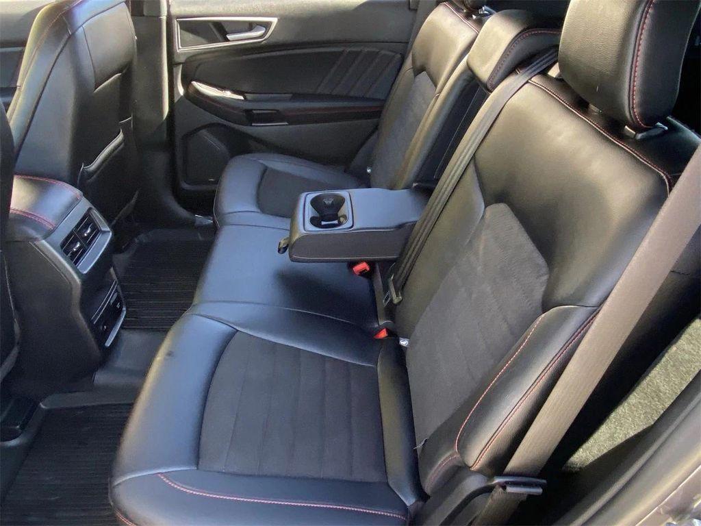 used 2024 Ford Edge car, priced at $30,921