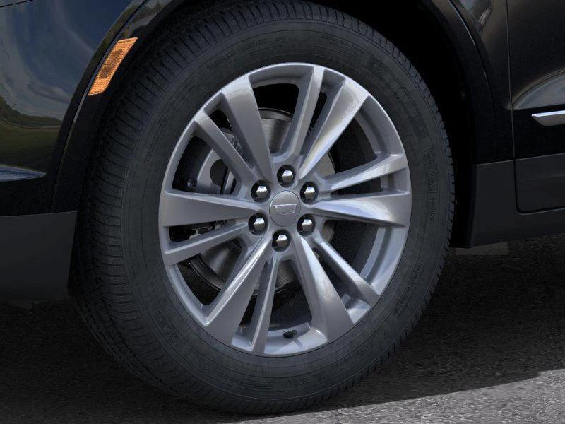 new 2025 Cadillac XT5 car, priced at $50,544