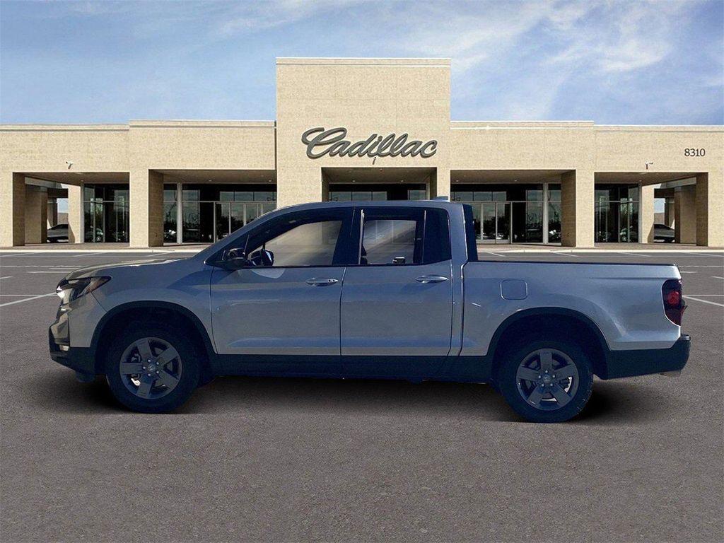 used 2025 Honda Ridgeline car, priced at $40,654