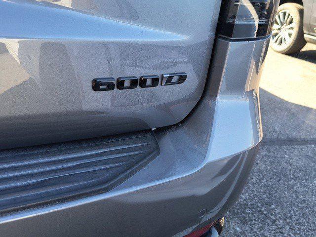 used 2021 Cadillac Escalade ESV car, priced at $59,900