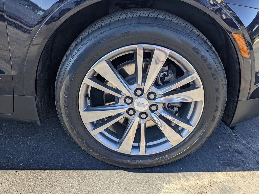 used 2021 Cadillac XT5 car, priced at $32,900