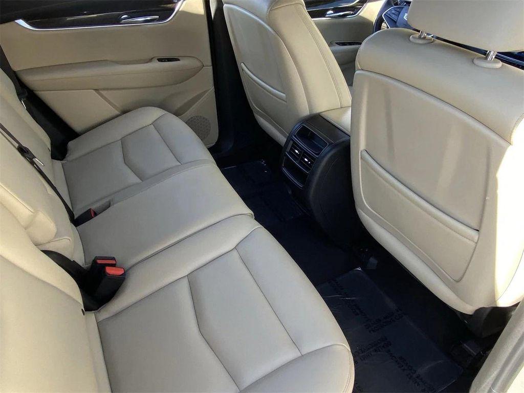 used 2017 Cadillac XT5 car, priced at $17,700