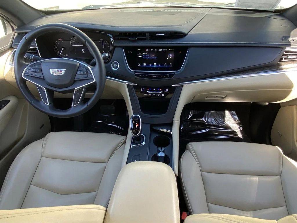 used 2017 Cadillac XT5 car, priced at $17,700