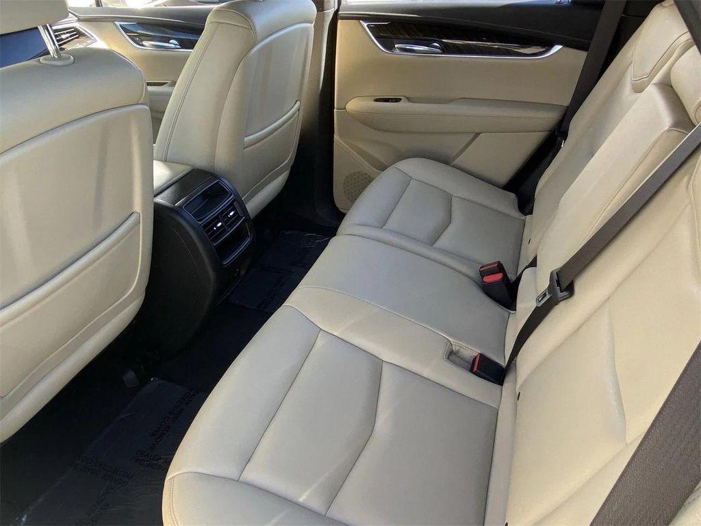 used 2017 Cadillac XT5 car, priced at $17,700