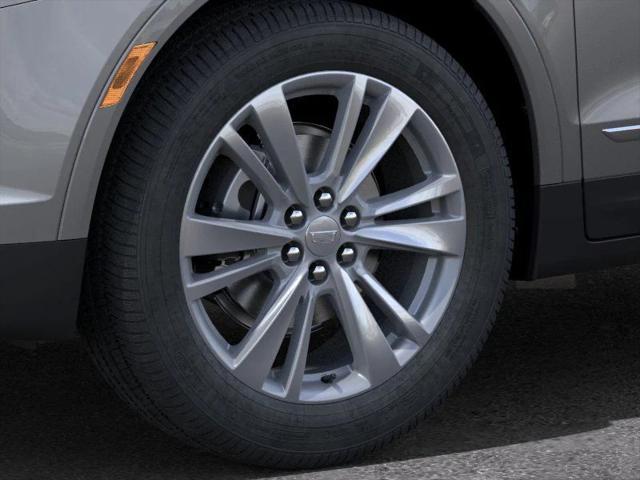 new 2025 Cadillac XT5 car, priced at $53,379