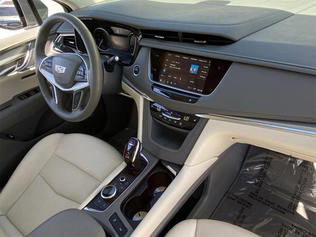 used 2024 Cadillac XT5 car, priced at $41,475