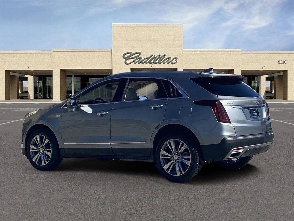 used 2024 Cadillac XT5 car, priced at $41,475