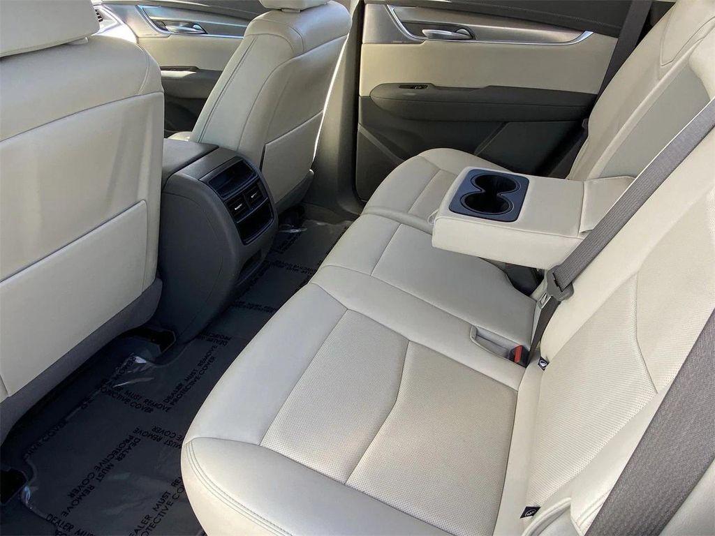 used 2024 Cadillac XT5 car, priced at $41,475