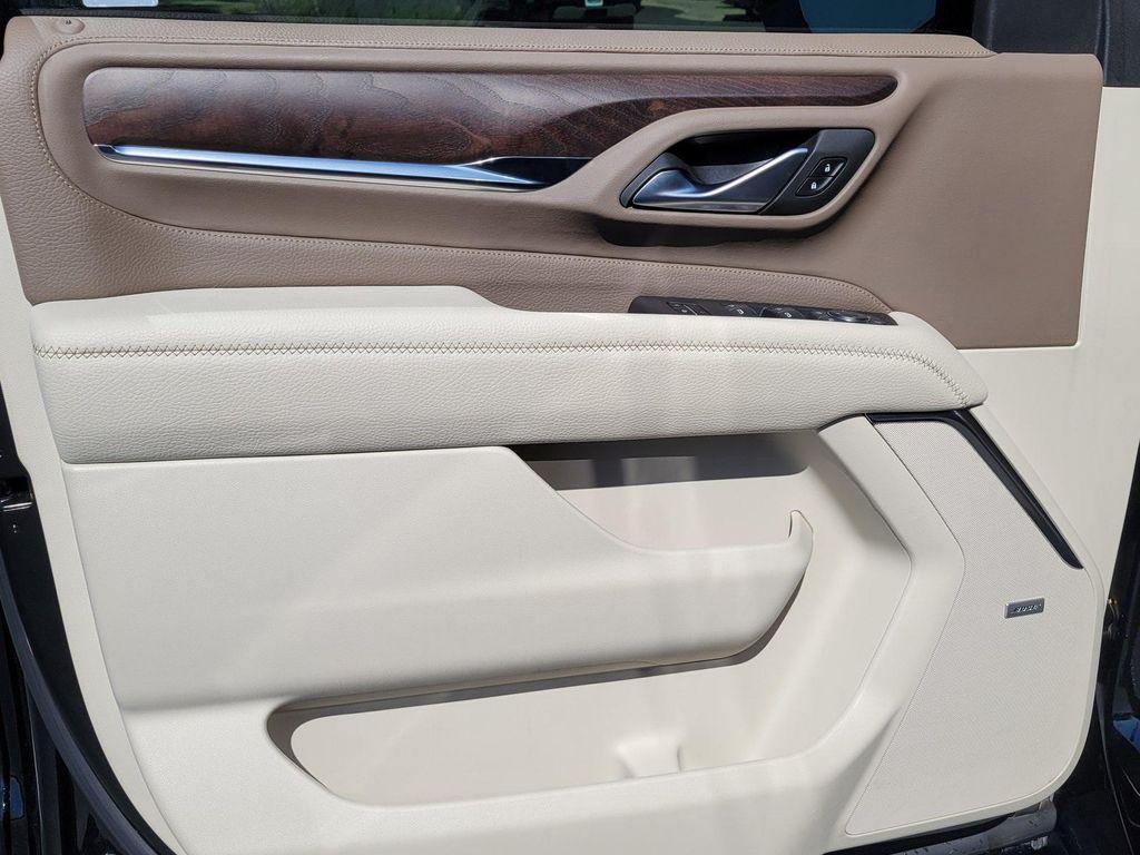 used 2022 GMC Yukon XL car, priced at $62,293