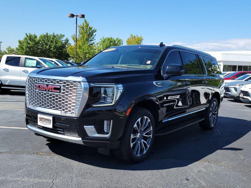used 2022 GMC Yukon XL car, priced at $62,293