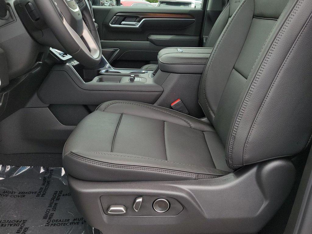 new 2025 GMC Sierra 2500 car, priced at $82,885