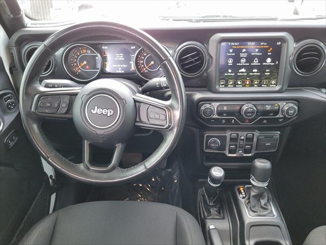 used 2022 Jeep Gladiator car, priced at $33,349