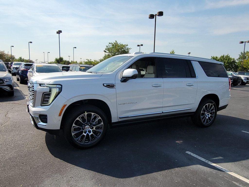 new 2025 GMC Yukon XL car, priced at $93,160