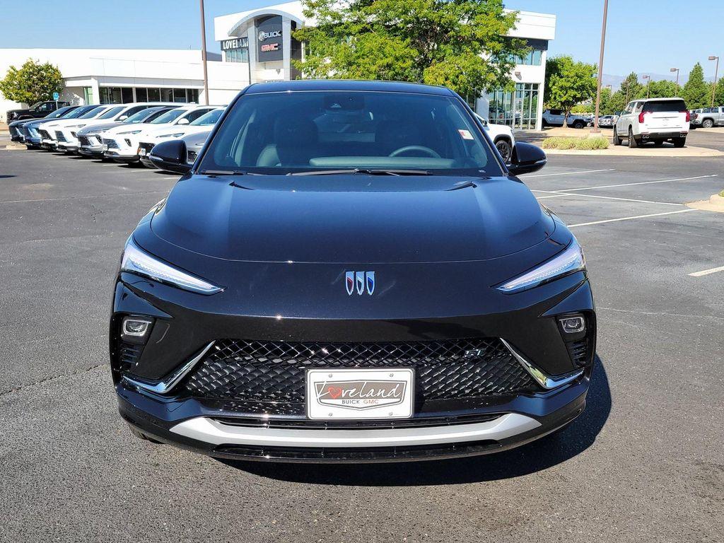 new 2025 Buick Envista car, priced at $27,065
