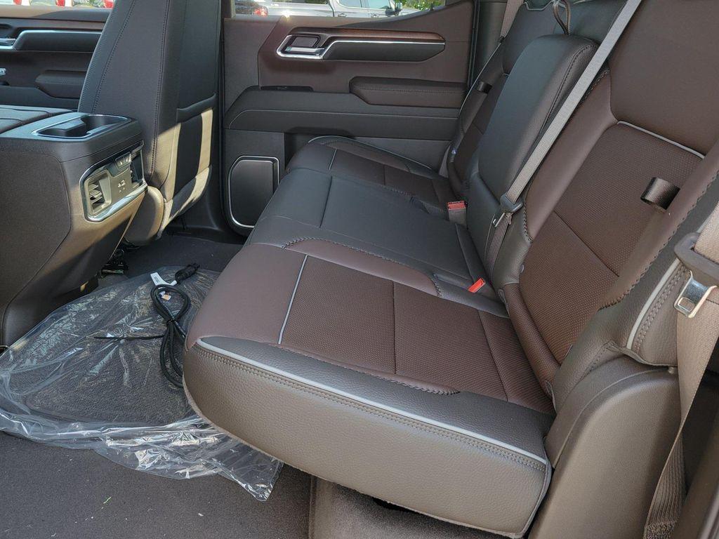 new 2025 GMC Sierra 1500 car, priced at $69,250