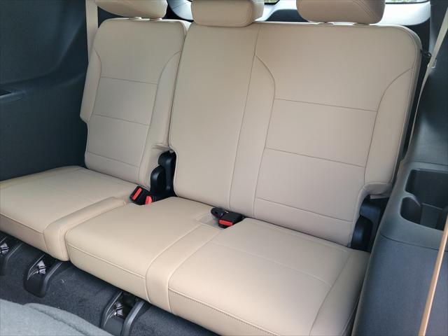 new 2025 Buick Enclave car, priced at $47,914