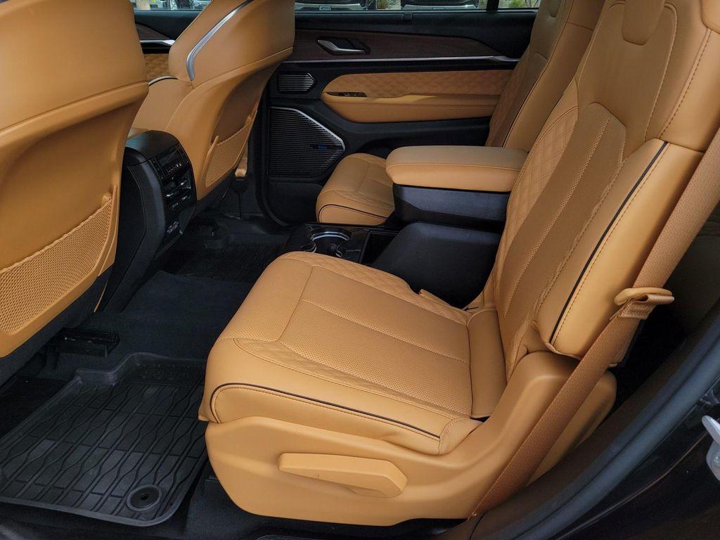 used 2023 Jeep Grand Cherokee L car, priced at $40,250