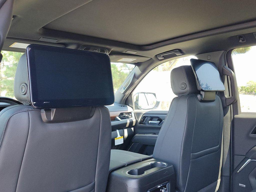 new 2025 GMC Yukon XL car, priced at $99,970