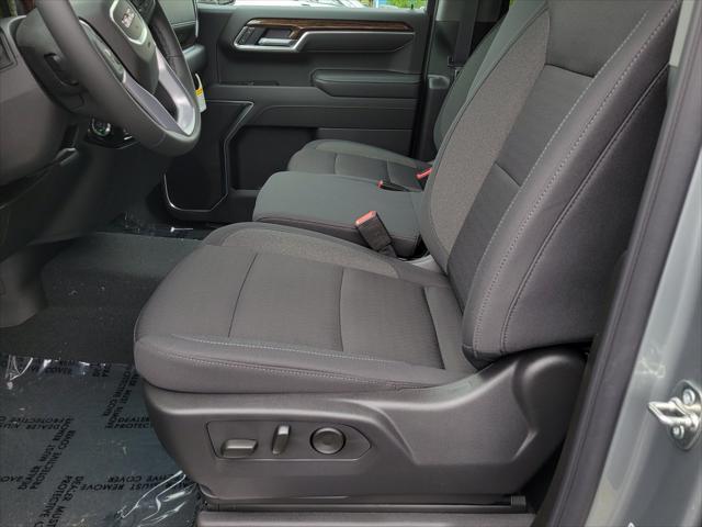 new 2025 GMC Sierra 1500 car, priced at $58,770