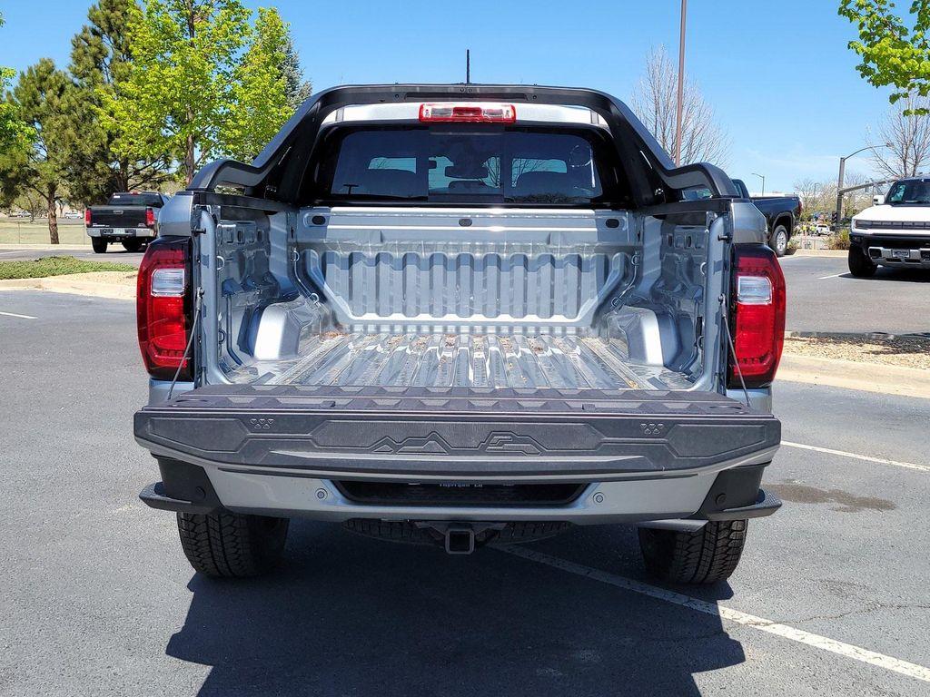 new 2025 GMC Canyon car, priced at $45,780