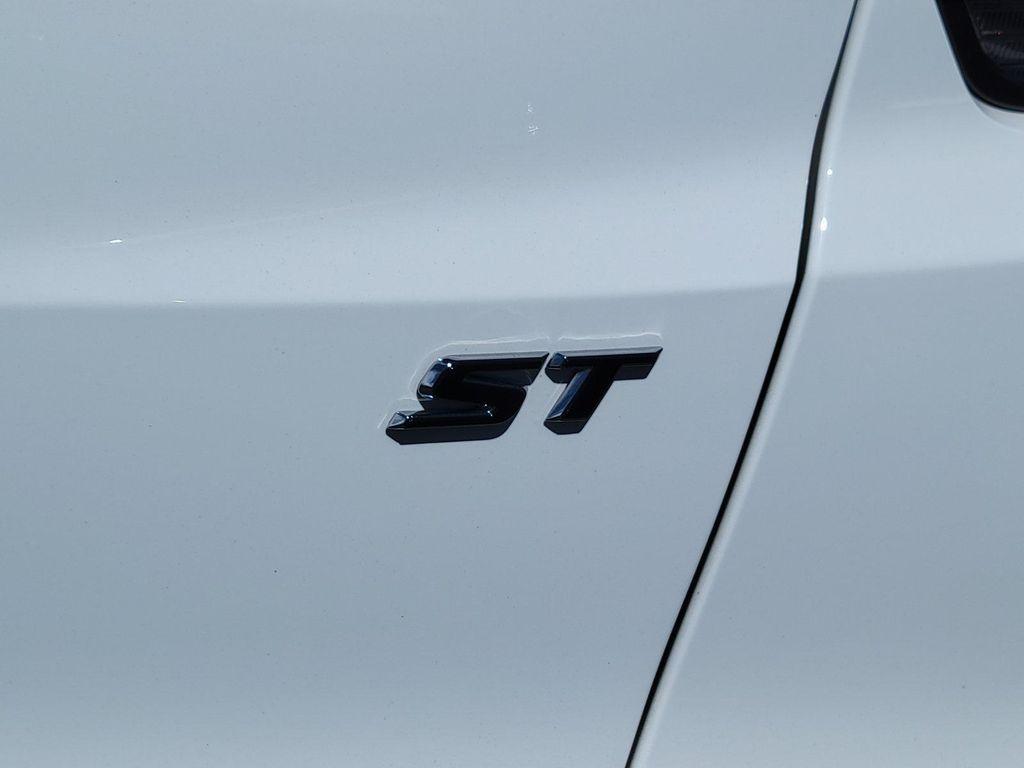 used 2024 Buick Envista car, priced at $25,395