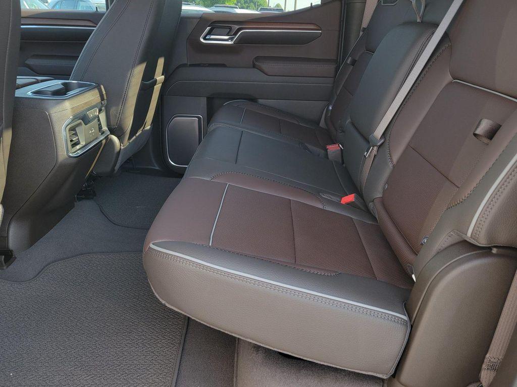 new 2025 GMC Sierra 1500 car, priced at $75,909