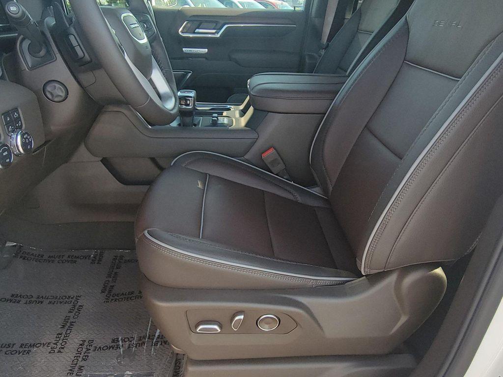 new 2025 GMC Sierra 1500 car, priced at $75,909