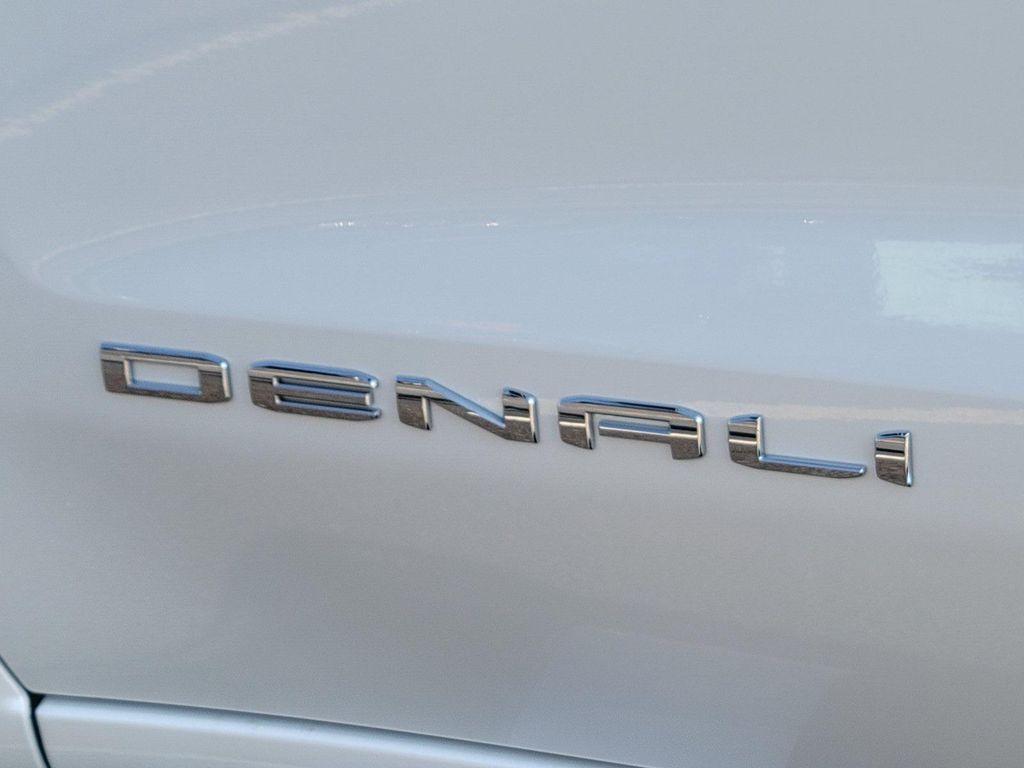 new 2025 GMC Sierra 1500 car, priced at $75,909