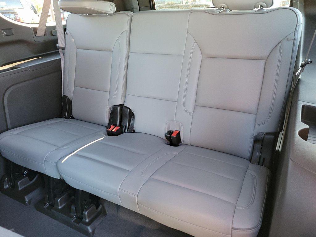 used 2022 GMC Yukon XL car, priced at $50,490