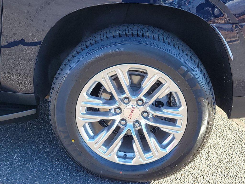 used 2022 GMC Yukon XL car, priced at $50,490