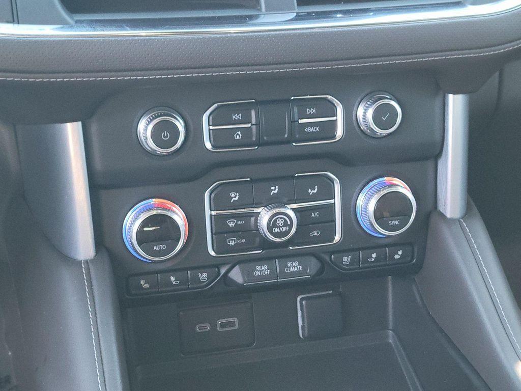 used 2022 GMC Yukon XL car, priced at $50,490