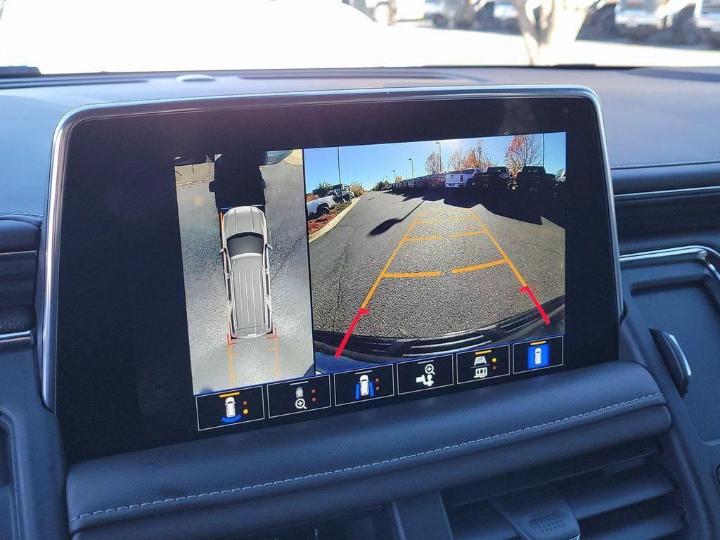 used 2022 GMC Yukon XL car, priced at $50,490