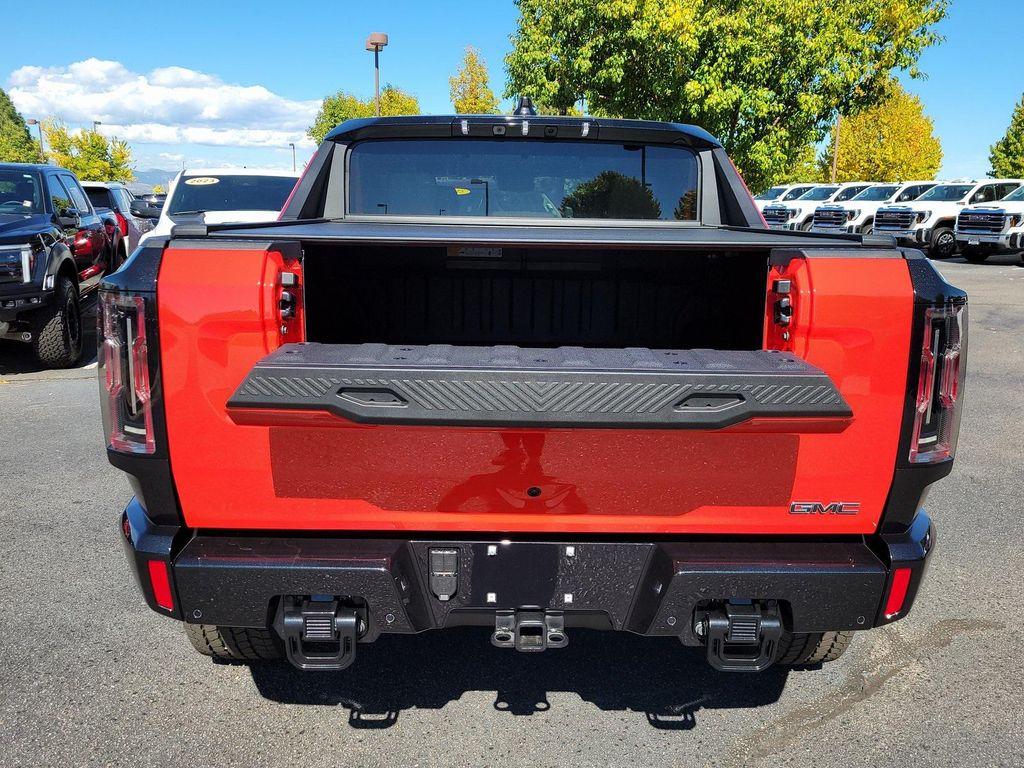 new 2026 GMC HUMMER EV Pickup car, priced at $105,860