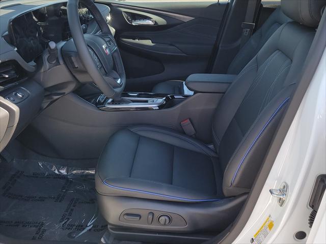 new 2025 Buick Envista car, priced at $30,070