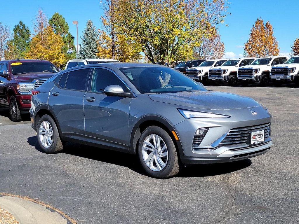 new 2025 Buick Envista car, priced at $23,135