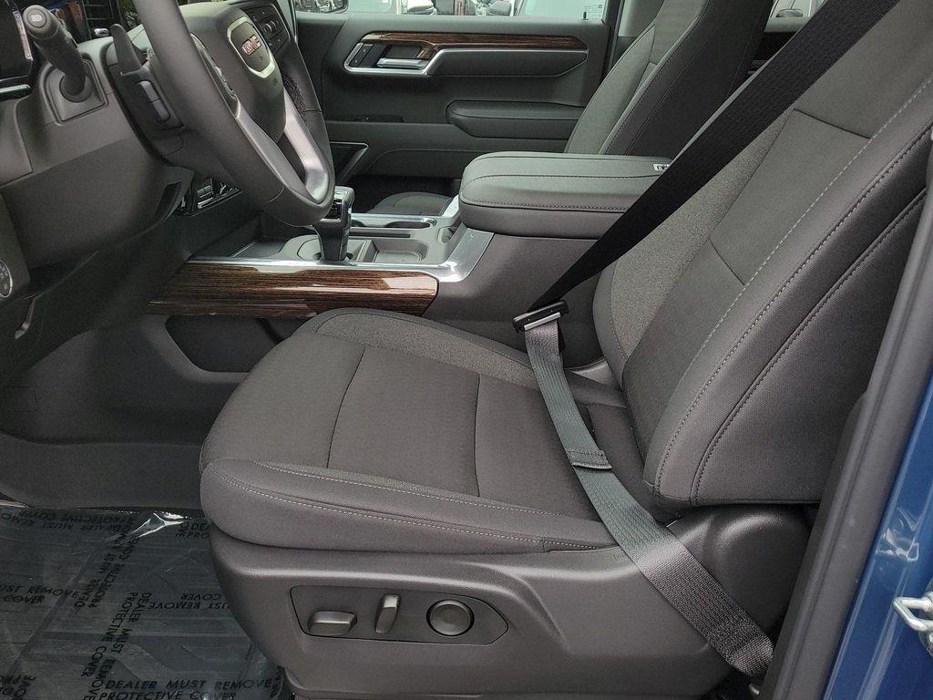 new 2026 GMC Sierra 1500 car, priced at $58,825