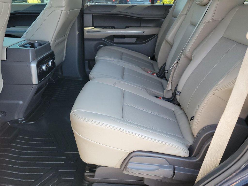 used 2021 Ford Expedition car, priced at $40,173