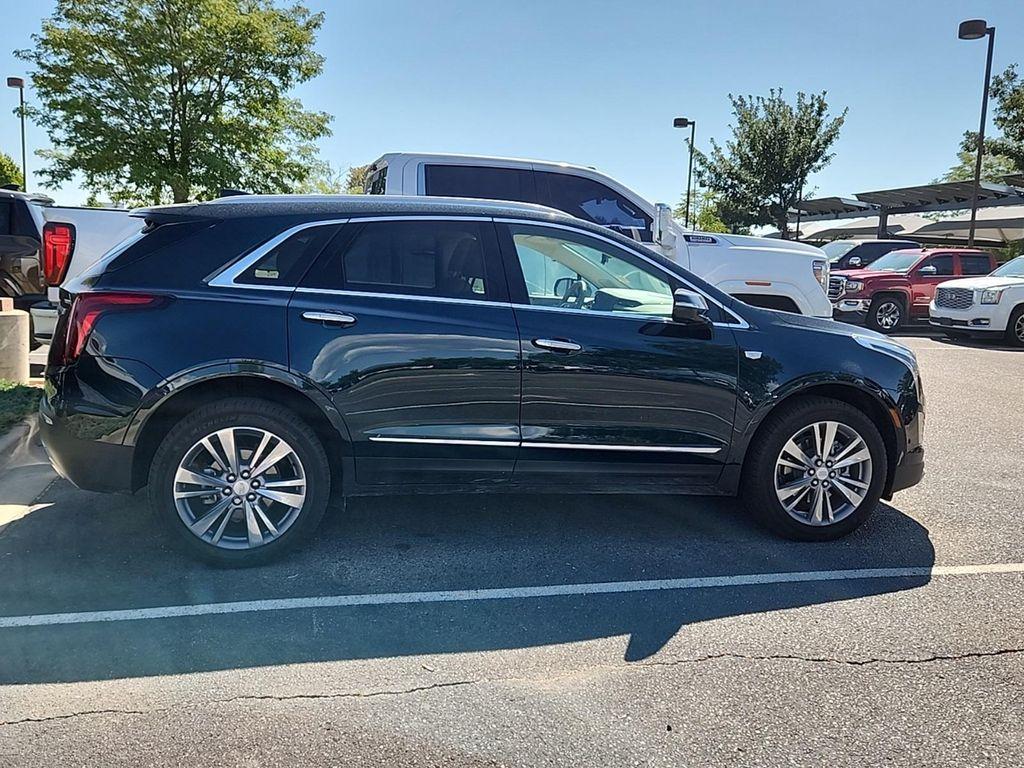 used 2024 Cadillac XT5 car, priced at $43,617