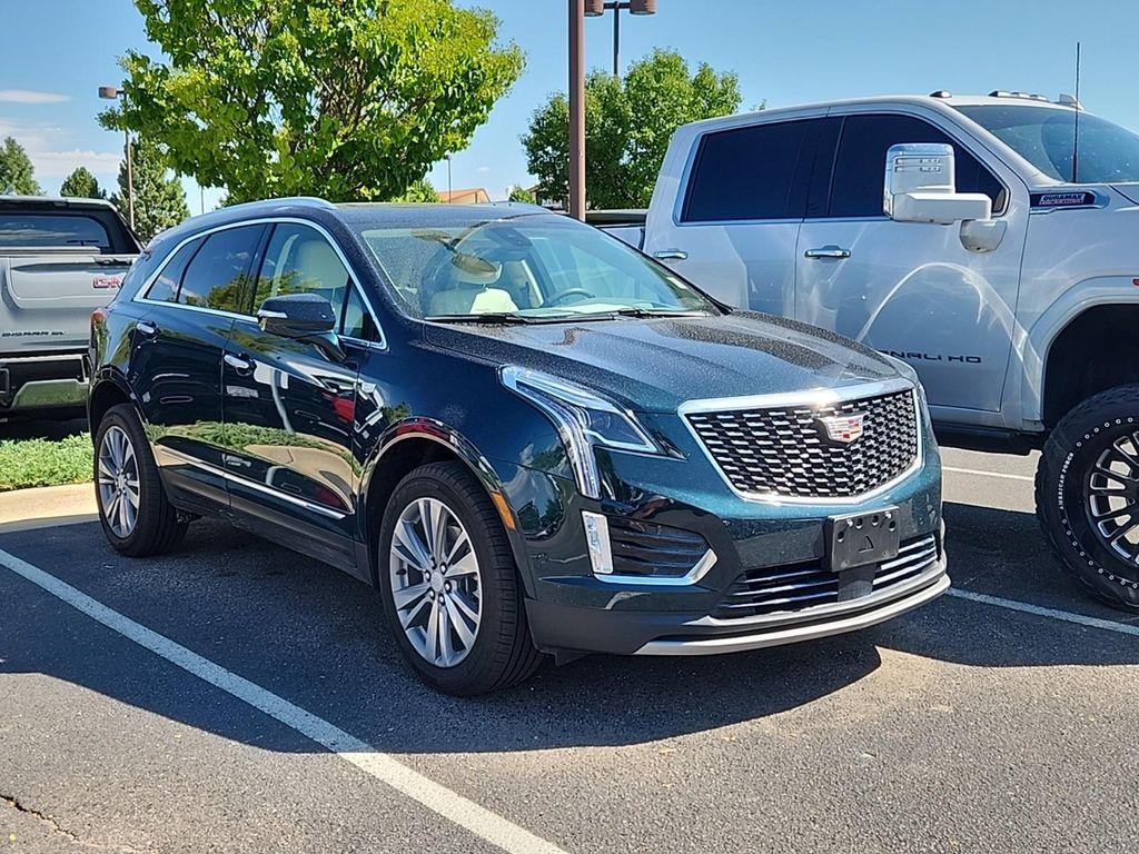 used 2024 Cadillac XT5 car, priced at $43,617