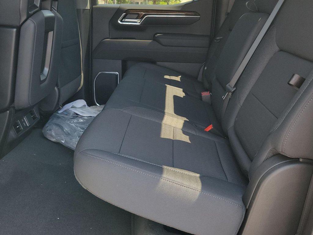 new 2025 GMC Sierra 1500 car, priced at $51,540