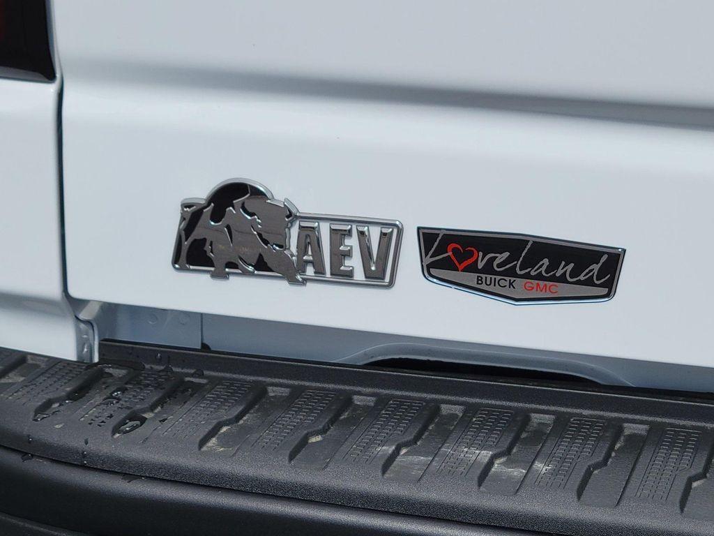 new 2026 GMC Sierra 1500 car, priced at $83,400