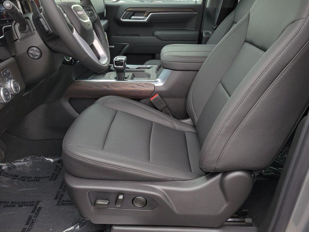 new 2025 GMC Sierra 1500 car, priced at $56,970
