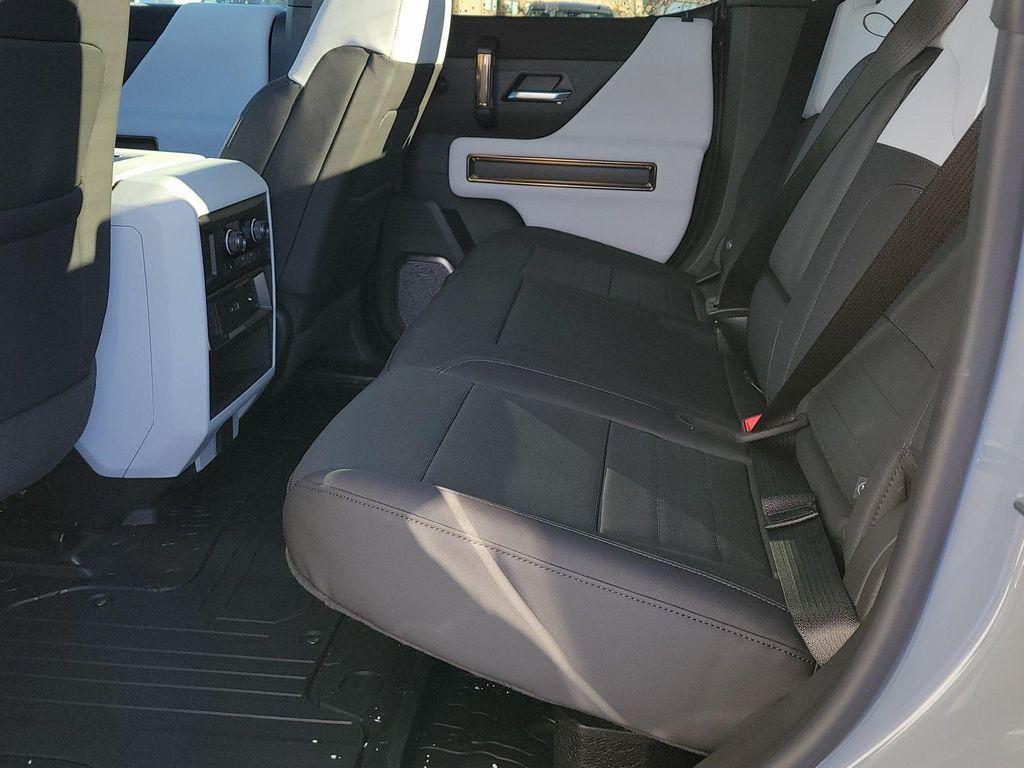 new 2025 GMC HUMMER EV Pickup car, priced at $100,565