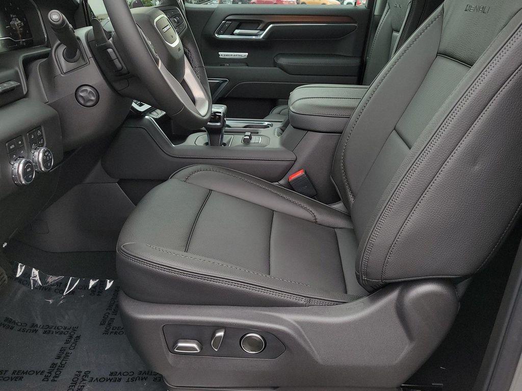 new 2025 GMC Sierra 1500 car, priced at $71,345