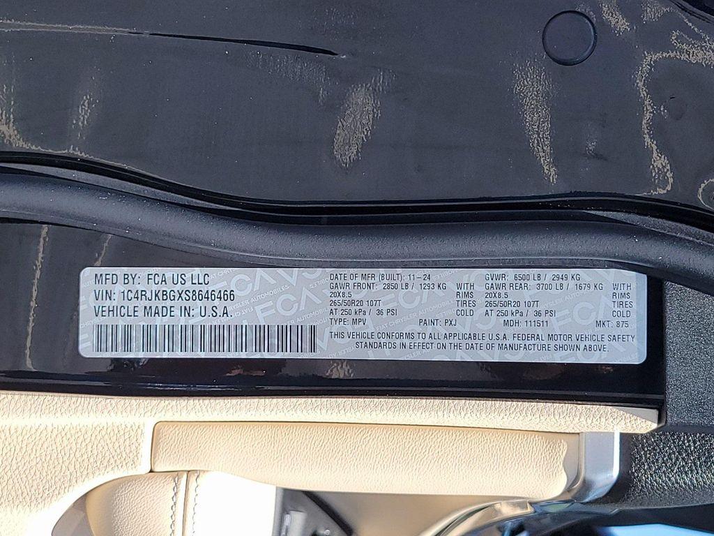 used 2025 Jeep Grand Cherokee L car, priced at $44,386