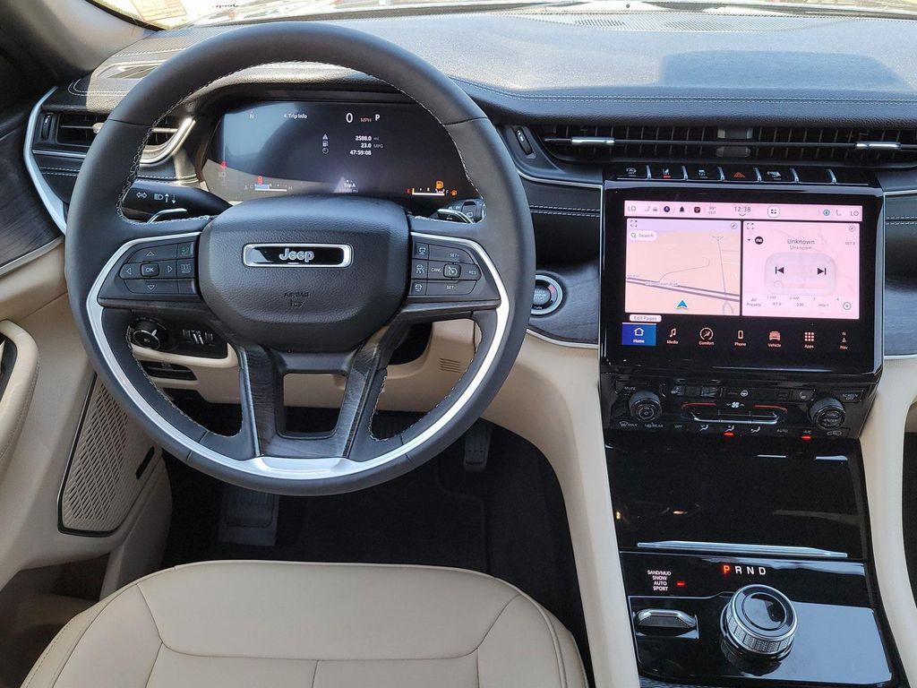 used 2025 Jeep Grand Cherokee L car, priced at $44,386