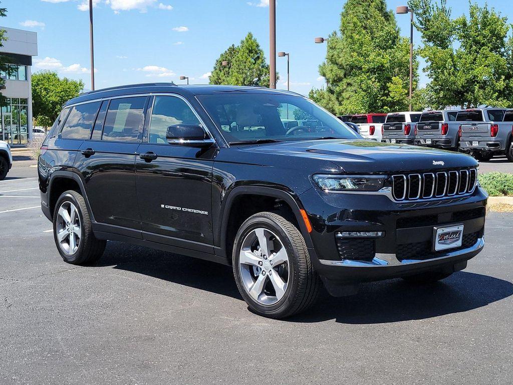 used 2025 Jeep Grand Cherokee L car, priced at $44,386